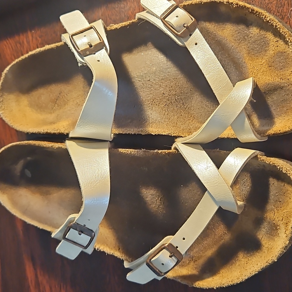 Birkenstock Cream Sandals